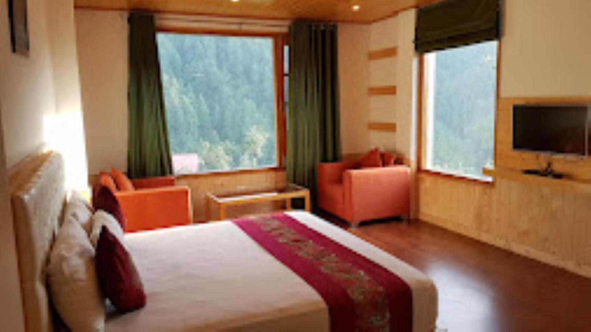 Отель Shimla Greens Шимла Экстерьер фото